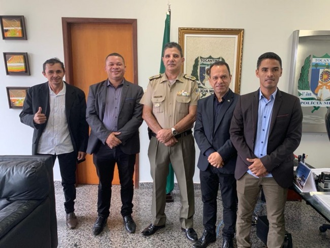 Vereadores atuantes do municpio de Palmeirante do Tocantins, se renem com Comando Geral da Policia Militar