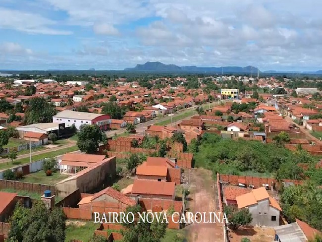 MORADORES DEMONSTRAM SATISFAO COM OBRAS DA PREFEITURA NAS RUAS DO BAIRRO NOVA CAROLINA 