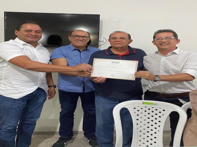 CHIQUINHO ESCRCIO  HOMENAGEADO NA ASSOCIAO COMERCIAL E INDUSTRIAL DE IMPERATRIZ