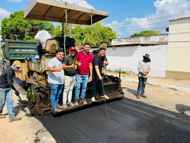 Prefeitura de Carolina realiza obra de recapeamento asfltico da Rua Santos Dumont