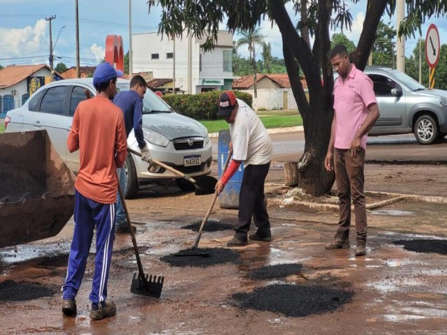 Estreito: Gesto Lo Cunha inicia operao tapa buraco em ruas da cidade