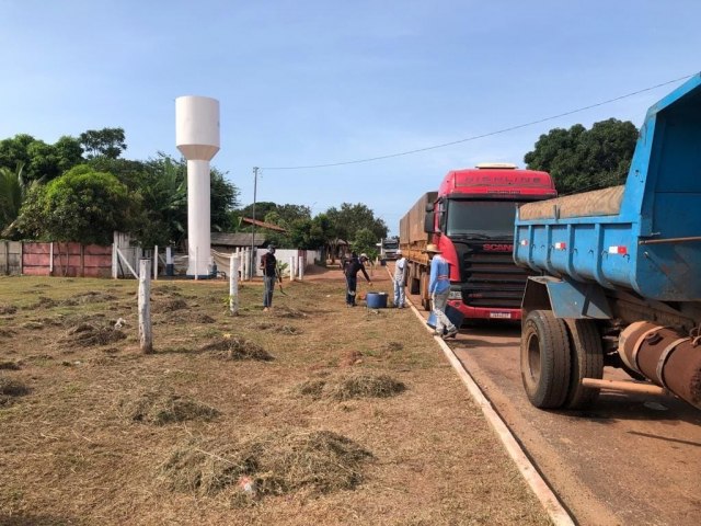 Prefeitura de Palmeirante realiza mutiro de limpeza no povoado de Pacincia 