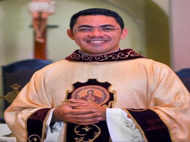 Nome do Padre Josimar Campos surge com fora nos bastidores polticos, cogitado na disputa pela prefeitura de Nazar-TO