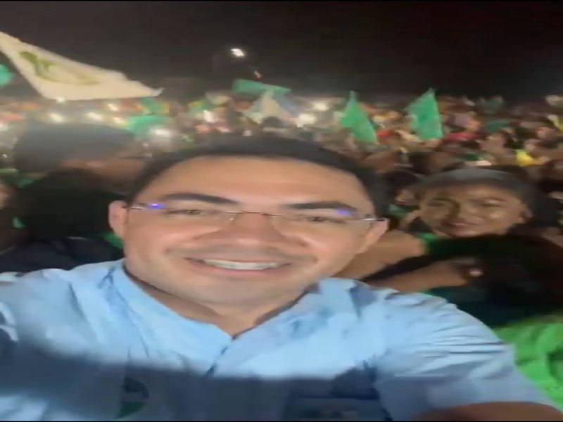 EM MAIS UMA NOITE ESPECIAL NO COMCIO NO POVOADO SANTA HELENA, O CANDIDATO A PREFEITO PADRE JOSIMAR REAFIRMA QUE VAI REALIZAR A MELHOR GESTO DA HISTRIA DE NAZAR