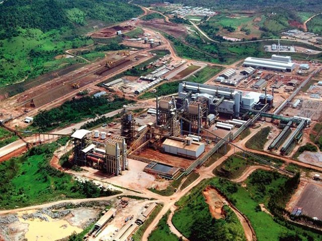        Vale anuncia frias coletivas na mina de Ona Puma e sindicato reage, AEON Associao Empresarial demonstra preocupao
