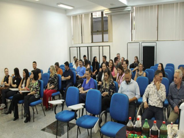 Servidores da Cmara de SJP concluem treinamento de Libras.