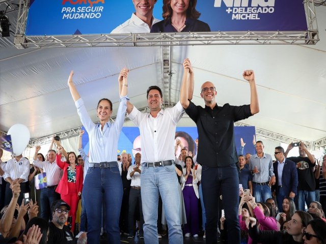 Conveno que oficializou a candidatura de Nina para prefeita e Delegado Michel para vice reuniu cerca de 2 mil pessoas