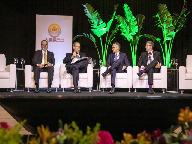 Seminrio internacional discute desafios e boas prticas porturias pelo mundo