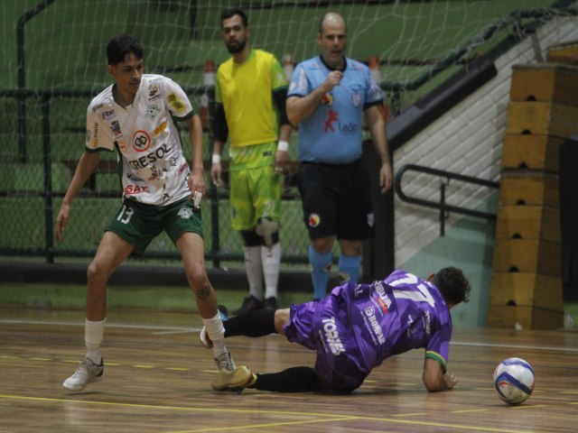 Srie Bronze: Pinhais Futsal/Brusfa se despede da 2 fase