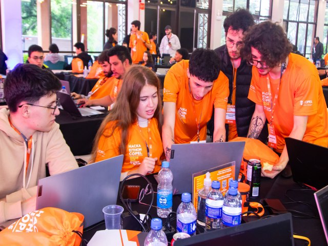 Universitrios apresentam solues inovadoras no Hackathon Copel 2024