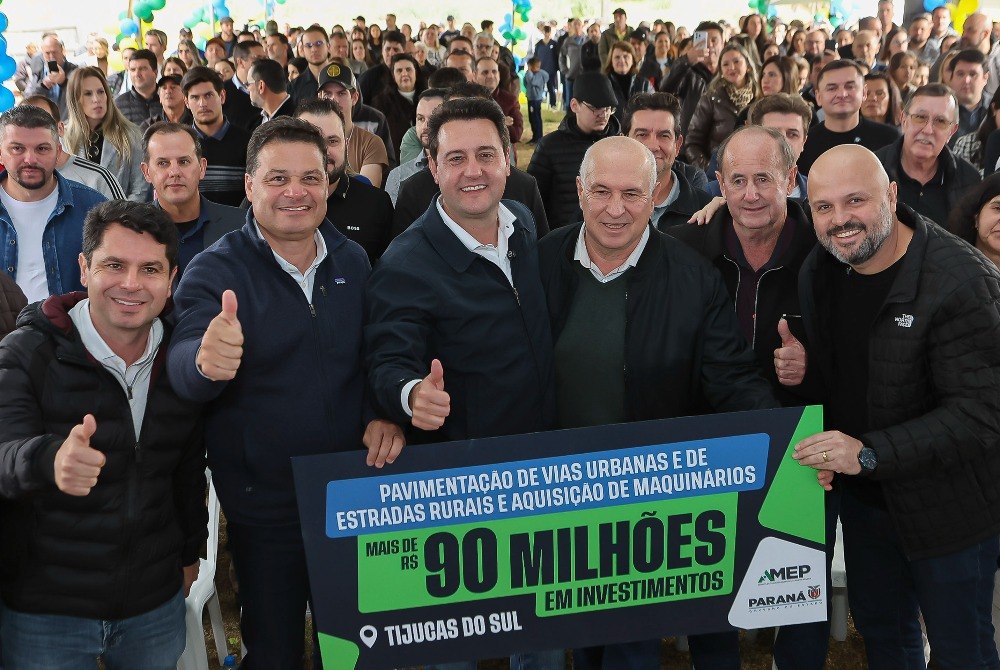 Ratinho Junior libera R$ 90,7 milh�es para pavimenta��o de estrada tur�stica e outras obras em Tijucas do Sul