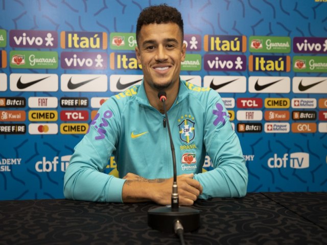 De volta  Seleo, Coutinho afirma: ' como se fosse a primeira vez'