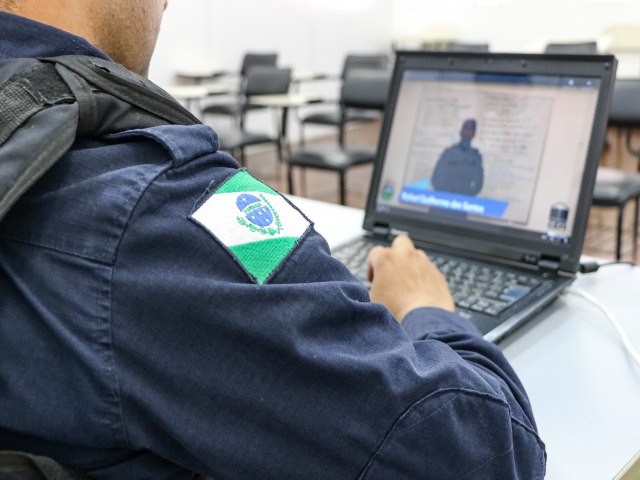 Centro de Formao e Instruo da Guarda Municipal de Pinhais oferece capacitaes online para os guardas