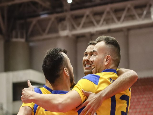 Brasil faz 5 a 1 no Equador, na estreia da Copa Amrica de Futsal