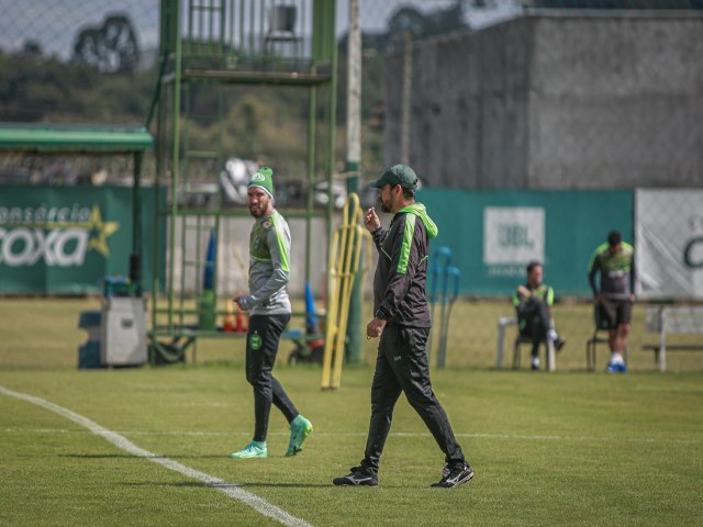 Coritiba vai at Florianpolis para enfrentar o Ava pela 5 rodada do Campeonato Brasileiro