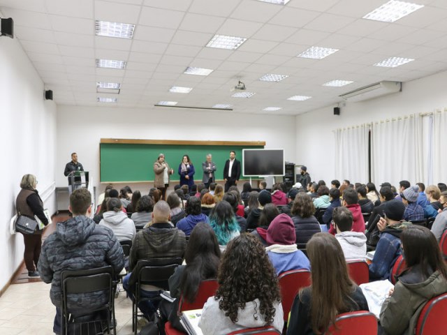 Cursinho Pr-Vestibular Mais Pinhais teve aula inaugural nesta quarta (10