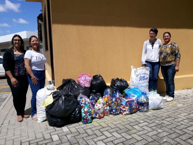 Copanha Pet do Bem arrecadou 200 kg de tampinhas