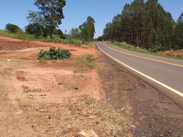 Reforma de acostamentos de rodovia entre Umuarama e Xambr  contratada