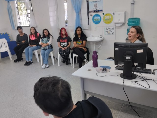 Centro da Juventude e Caps AD realizam aes sobre sade mental e protagonismo com Agentes de Cidadania