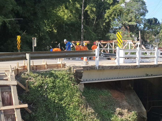 Estado reforma uma ponte e quatro pontilhes em Morretes, no Litoral