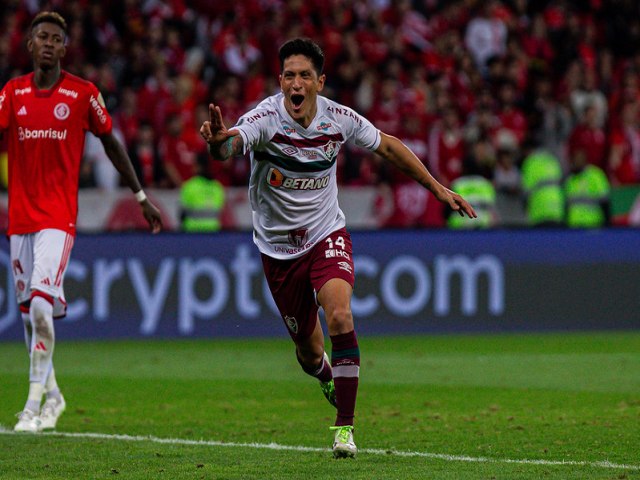 04/10/2023 23:35 - EM FUTEBOL Fluminense vence o Internacional de virada e est na final da Conmebol Libertadores