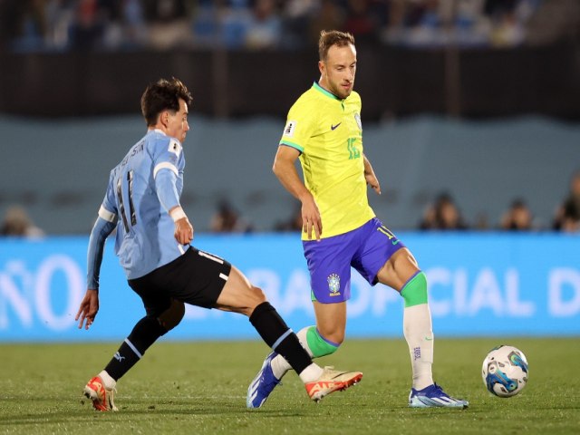 SELEO BRASILEIRA  DERROTADA PELO URUGUAI NAS ELIMINATRIAS