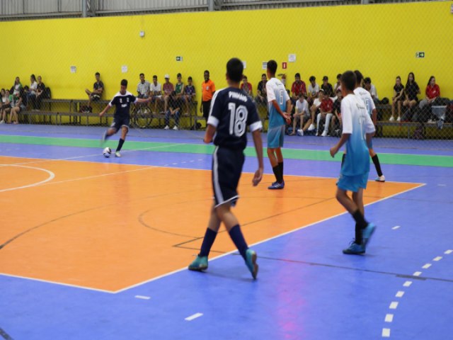 Time masculino de Pinhais fica com o vice-campeonato do Metropolitano de Futsal