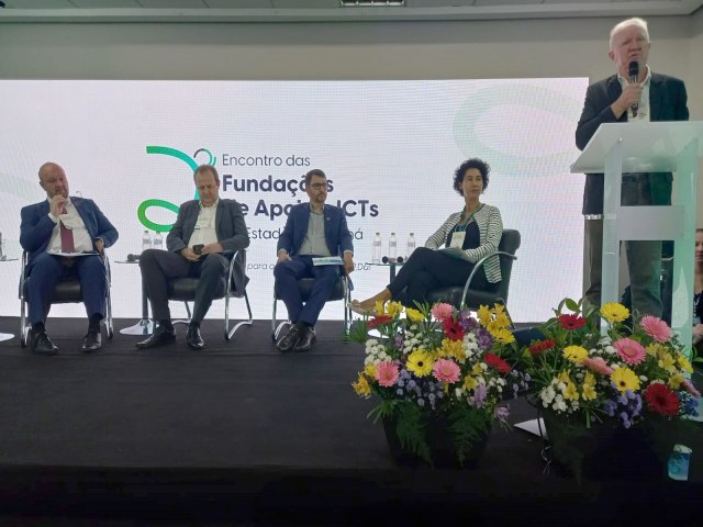 Instituies de ICT e fundaes discutem fortalecimento da pesquisa e inovao no Paran