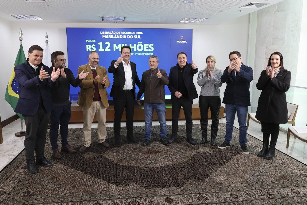 Ratinho Junior anuncia R$ 221 milh�es em obras e investimentos para 9 cidades