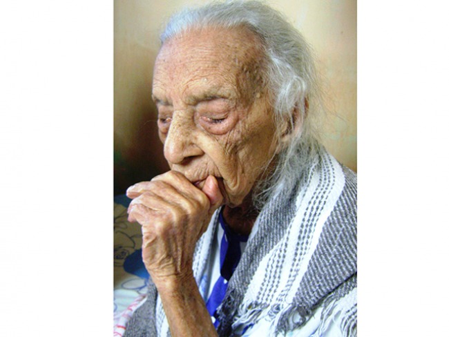 Morre, aos 114 anos, D. Firmina Maria da Conceição, conhecida como D. Cabocla, a mais idosa moradora do município de Paulo Afonso 