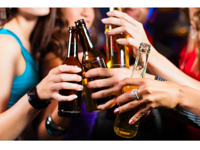 Alcoolismo: a prevenção também começa dentro de casa 