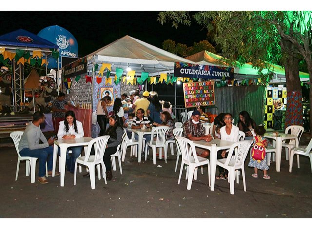 Durante quatro dias, Feira de Artesanato atrai pauloafonsinos e turistas 
