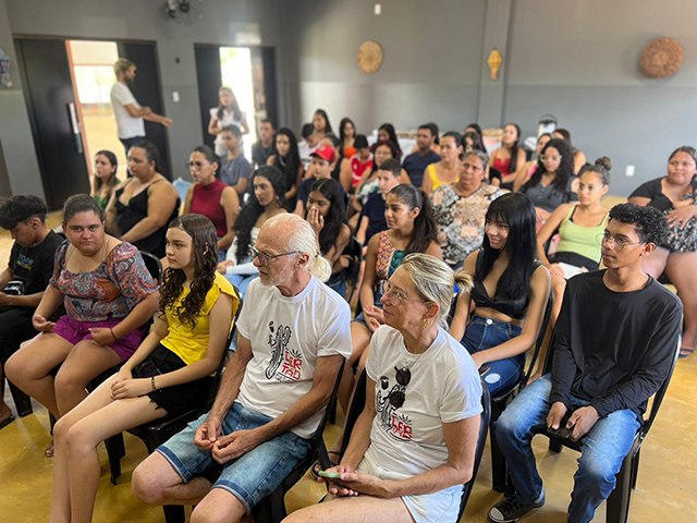 Mais 41 jovens moradores do povoado Ju concluem o curso de Informtica Bsica 