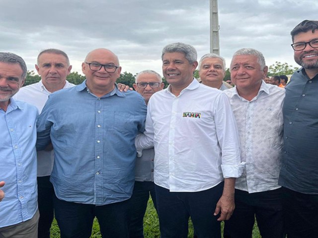 Governador Jernimo Rodrigues cumpre agenda na cidade de Rodelas e  recepcionado por prefeito em exerccio de Paulo Afonso e secretrios 
