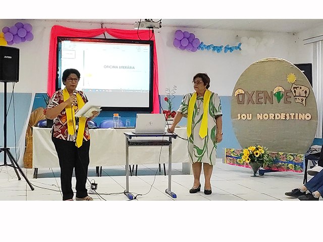 Escritoras da ALPA participam da culminncia de projeto de leitura da Escola Municipal Higino S no Bairro Centenrio