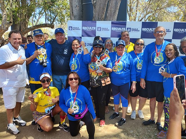 Ex-alunos do COLEPA, da Equipe COLEPA BOAT vo participar do VIII REMO DE OURO em busca de medalhas