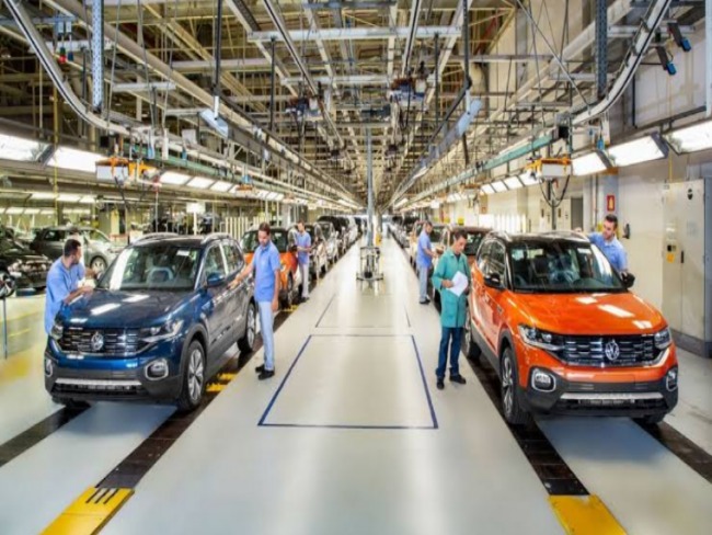 Fbrica da Volkswagen em So Jos dos Pinhais anuncia retomada das operaes
