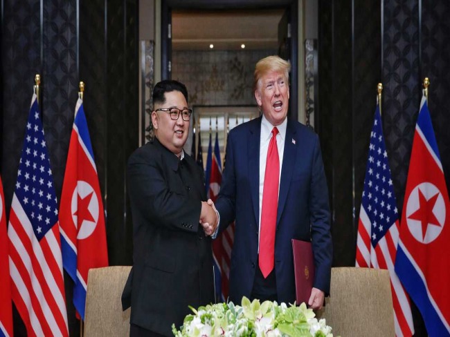 Trump e Jong-un estreitam a relao 