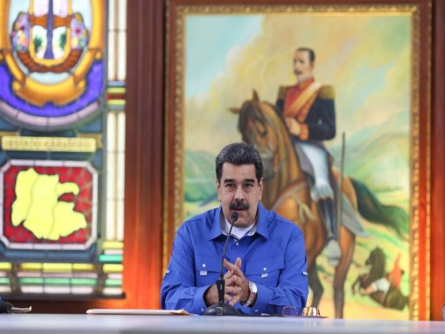 Maduro critica Brasil por dar apoio a militares da Venezuela 