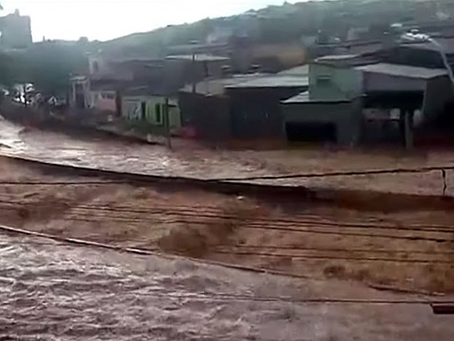 Governo libera R$ 90 milhes para socorrer atingidos pelas chuvas 