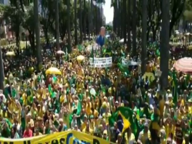 Governo  Bolsonaro foi ovacionado nas ruas do Brasil 