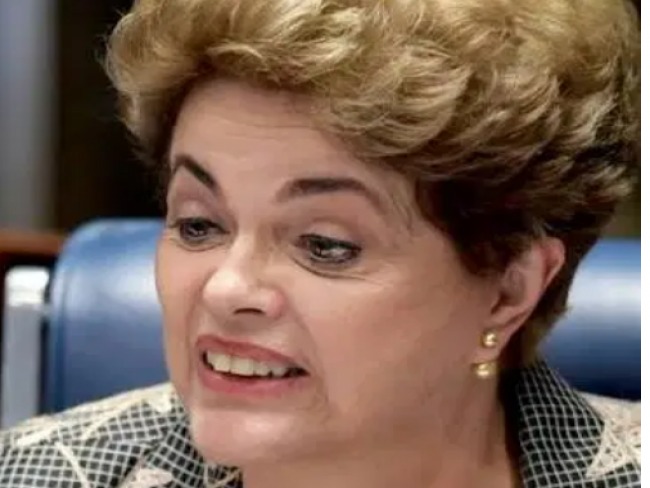 Feia faz queixa-crime contra Bolsonaro mas PGR recusa 