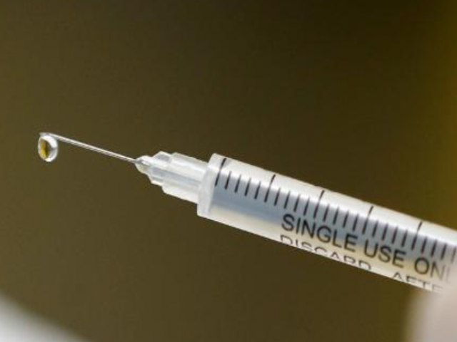 Governo requisita mais de 30 milhes de seringas para iniciar vacinao para covid