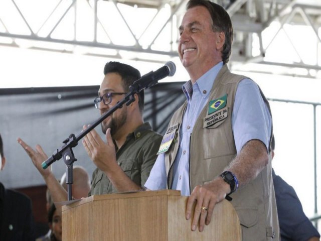 Bolsonaro diz que se for candidato será um prazer debater com o larápio de nove dedos