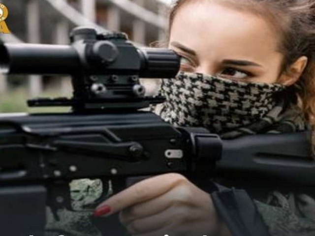O real empoderamento feminino:nos EUA  formada a primeira mulher franco-atiradora