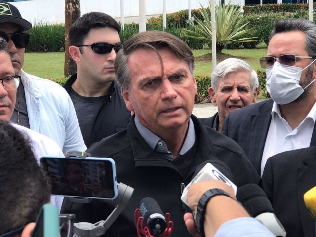Bolsonaro prevê que  11 ministros sairão do seu governo para concorrerem nas eleições de outubro 