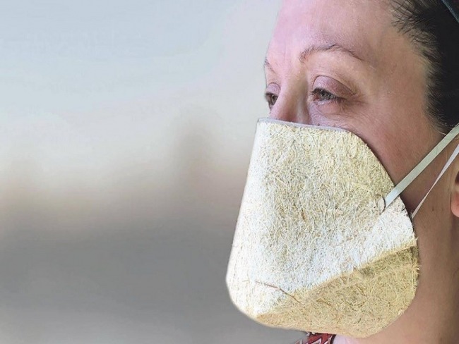 Mascars de Cnhamo auxiliam no combate contra a Pandemia