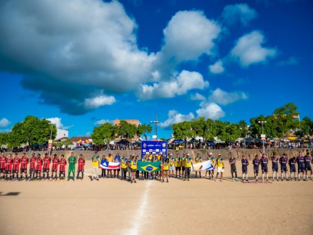 Torneio do Trabalhador � encerrado com finais de futebol de campo e celebra��o do esporte em Teixeira de Freitas