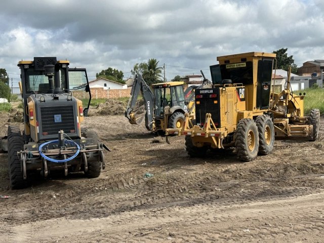 Infraestrutura em Expans�o: Prefeito Marcelo Belitardo anuncia in�cio das obras de nova pra�a poliesportiva no Setor Bahia Sul