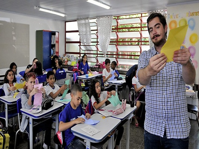 DIA DO EDUCADOR: AS INICIATIVAS DO SENADO PARA GARANTIR ACESSO A ENSINO DE QUALIDADE